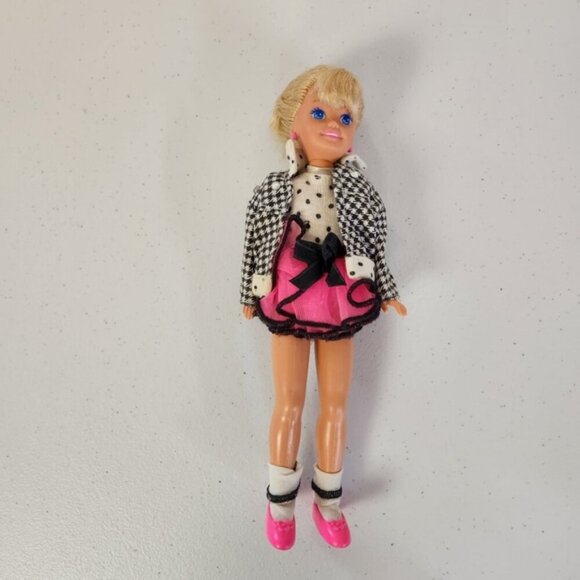 Barbie Other - Vintage 1992 Party ‘N Play Stacie Doll Barbie Sister Outfit Dress Shoes